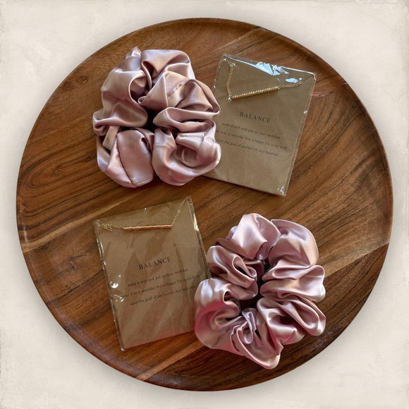 Jewelry - BUNDLE✨ Dainty Balance Necklaces + Silky Scrunchies